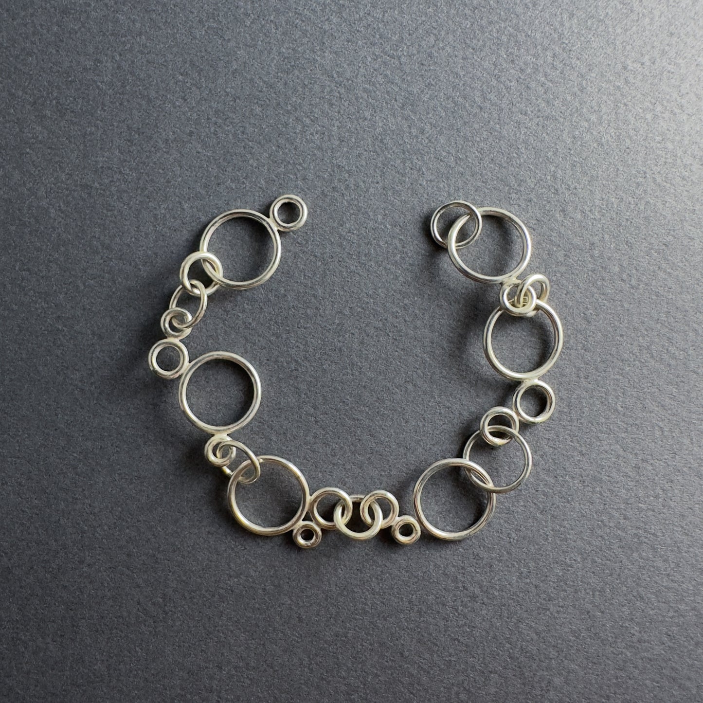 Bubbles armband M #010