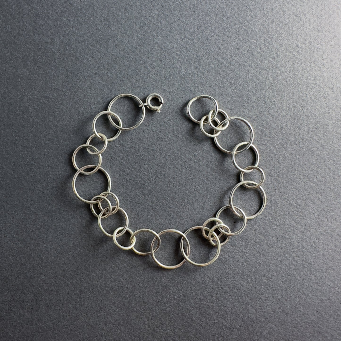 Bubbles armband M #011