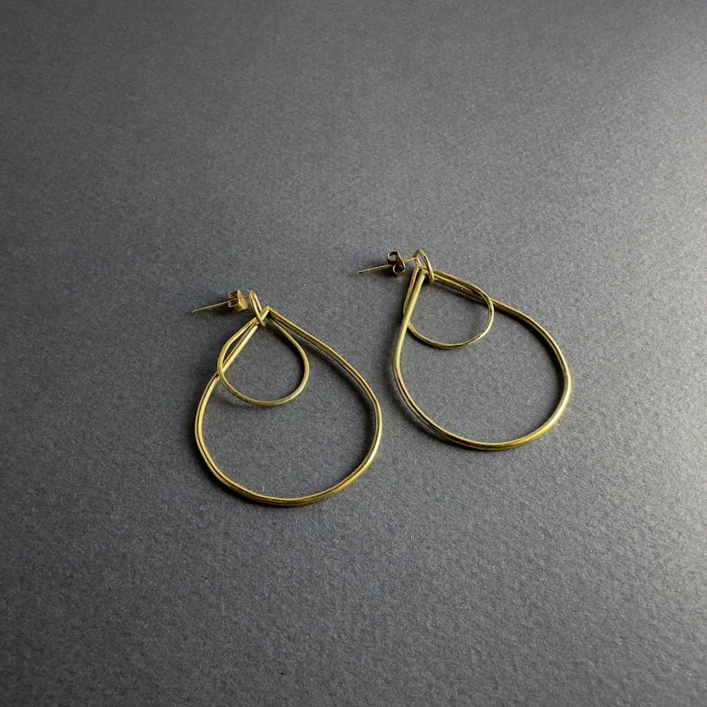 Lotus oorbellen ML goud #106